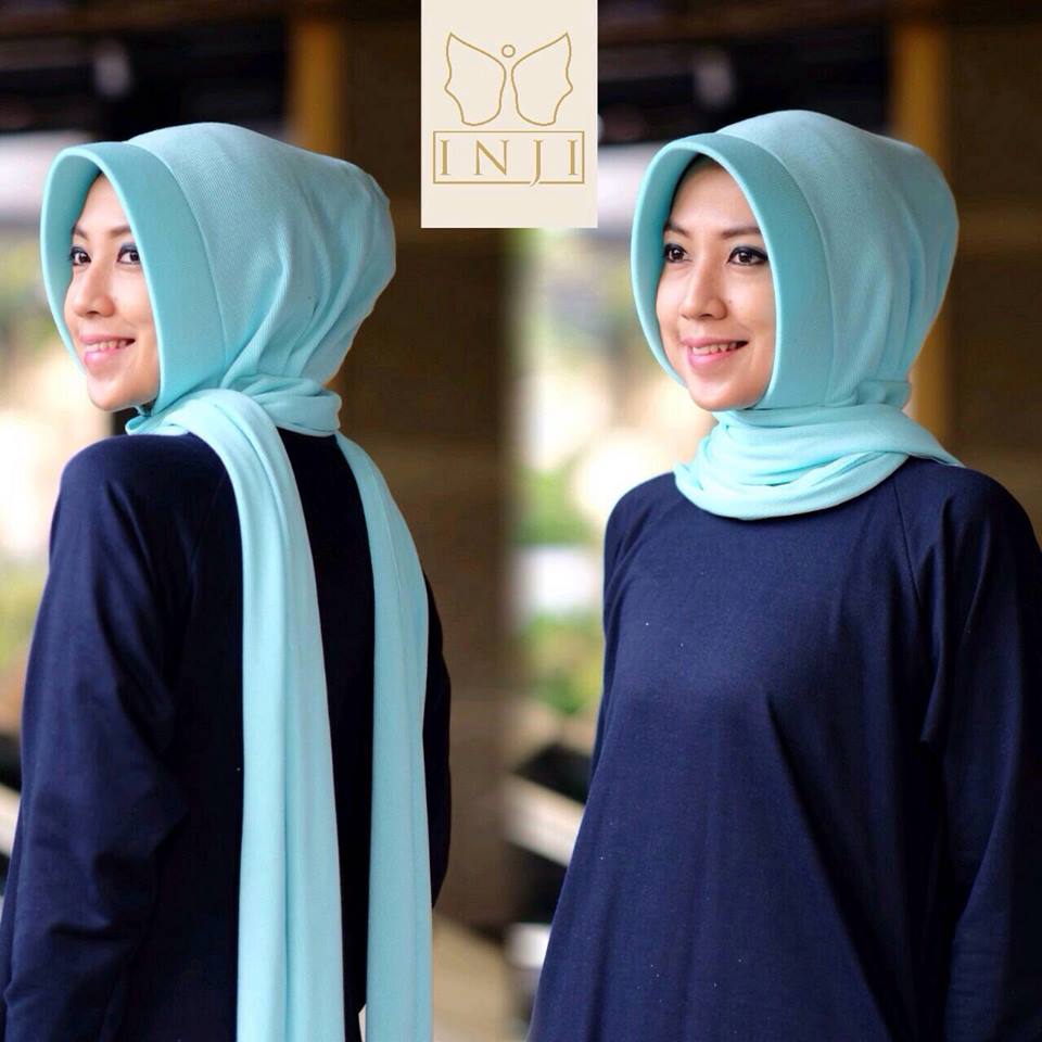 Warna Jilbab Yang Cocok Untuk Baju Warna Biru Muda